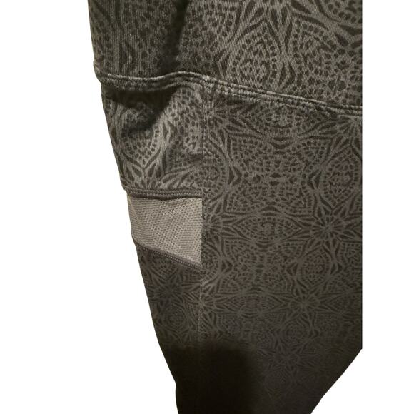 Athleta Women’s Capri Leggings – Black Patterned – Size Small - Picture 4 of 6